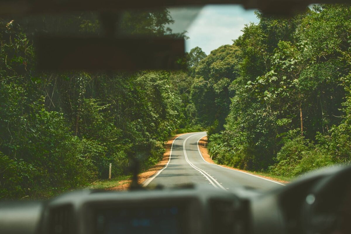 This Route Goes East